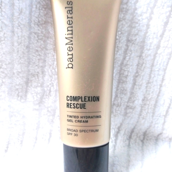 Bare Minerals complexion rescue